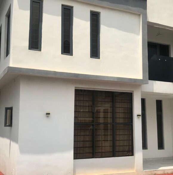 Executive 5 bedroom Duplex Bodija